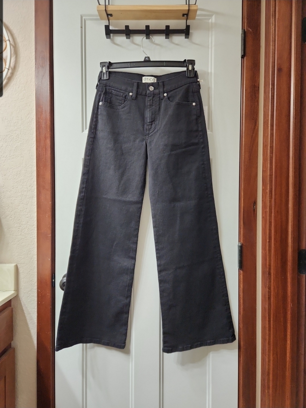 NWT Etica Black Wide Leg Jeans 27